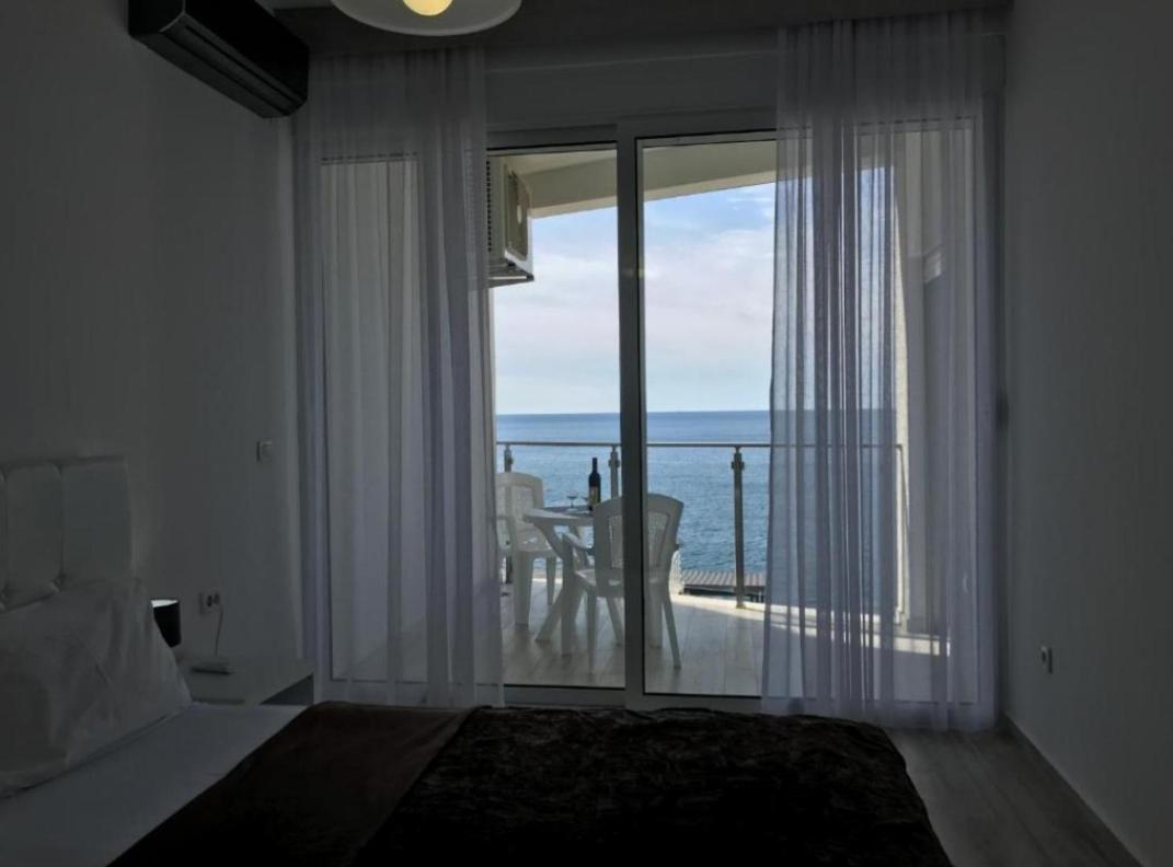 Paradise Beachfront View 2 Dobra Voda Kültér fotó